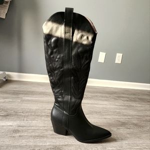 NEW Oasis Society Samara Black Western Boot Size 9